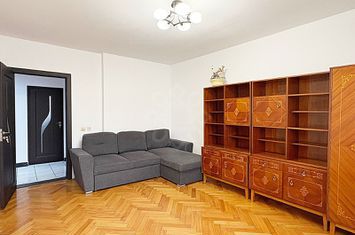 Apartament cu 3 camere de inchiriat pe strada Republicii, Oradea anunturi imobiliare Bihor