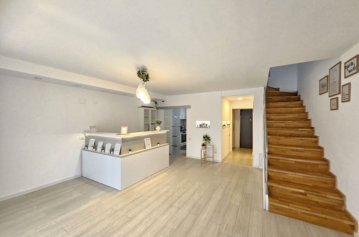 CHIRIE CABINET STOMATOLOGIC INDIVIDUAL- COSMOPOLIS anunturi imobiliare Bucuresti