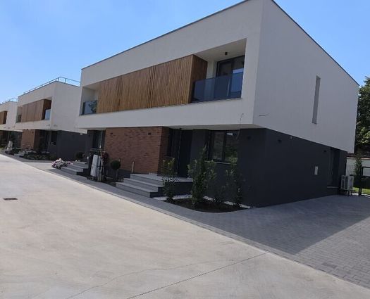 Casă 4 cam Giulesti, 141 mp