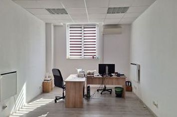 Spațiu birouri 25 mp, Piața Cipariu, cheltuieli incluse anunturi imobiliare Cluj