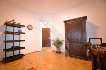 Garsonieră de inchiriat CALEA VICTORIEI - BUCURESTI anunturi imobiliare BUCURESTI