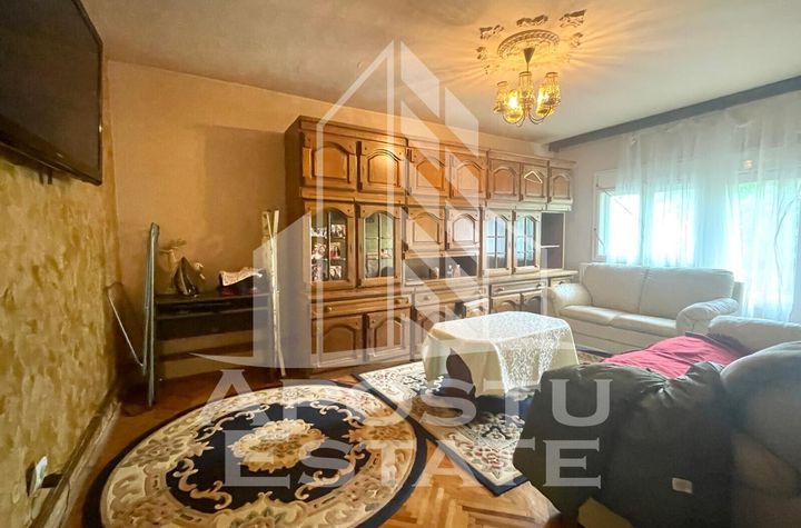 Apartament 3 camere de vanzare MIRON COSTIN - Arad anunturi imobiliare Arad