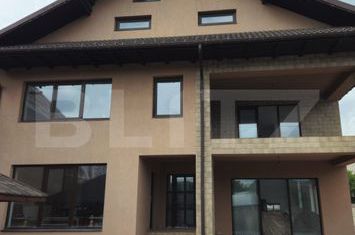Vilă - 4 camere de vanzare TARGOVISTE - Dambovita anunturi imobiliare Dambovita