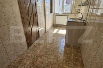 Apartament 3 camere de vanzare CUGIR - Alba anunturi imobiliare Alba