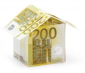Sectorul imobiliar cumulează aproape jumătate din datoria externă