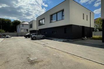 Otopeni, McDonalds, inchiriere vila de tip duplex, P+1, teren 270 mp, mobilata si utilata, anunturi imobiliare Bucuresti