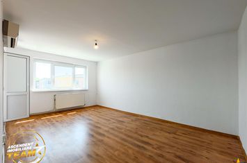 Apartament 3 camere de vanzare LENIN - Covasna anunturi imobiliare Covasna