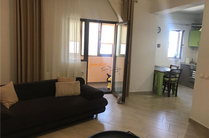 Apartament 3 camere de vanzare NORD - Vrancea anunturi imobiliare Vrancea