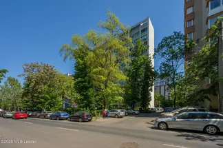 Apartament 3 camere de vânzare Bucuresti - Basarabia