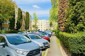 Apartament 3 camere de vanzare ASTRA - Brasov anunturi imobiliare Brasov