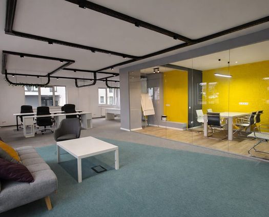 Birou Clasa A Europa, 220 mp