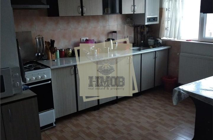 Apartament 4 camere de vanzare MIHAI VITEAZUL - Sibiu anunturi imobiliare Sibiu