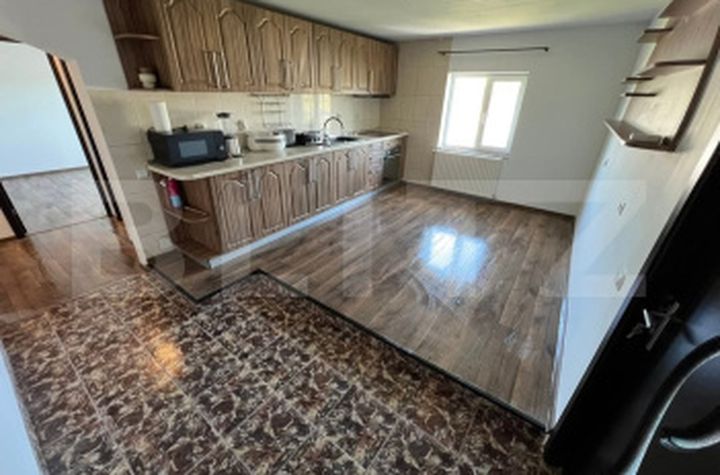 Apartament 3 camere de vanzare ZALAU - Salaj anunturi imobiliare Salaj