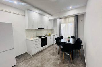 Apartament 2 camere de inchiriat RADAUTI - Suceava anunturi imobiliare Suceava