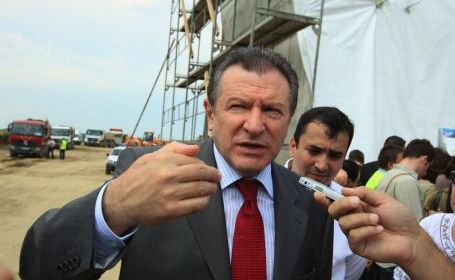 Contractul pentru autostrada Comarnic-Braşov va fi semnat astăzi