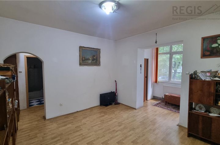 Apartament 2 camere de vanzare AUREL VLAICU - Brasov anunturi imobiliare Brasov