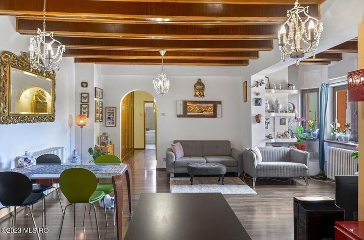 Casă - 12 camere de vanzare TITULESCU - Bucuresti anunturi imobiliare Bucuresti