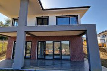 Casa 4 camere,120mp,504mp și 900 mp teren, 0%comision anunturi imobiliare Mures