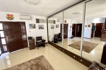 Vilă - 4 camere de inchiriat STUPINI - Brasov anunturi imobiliare Brasov