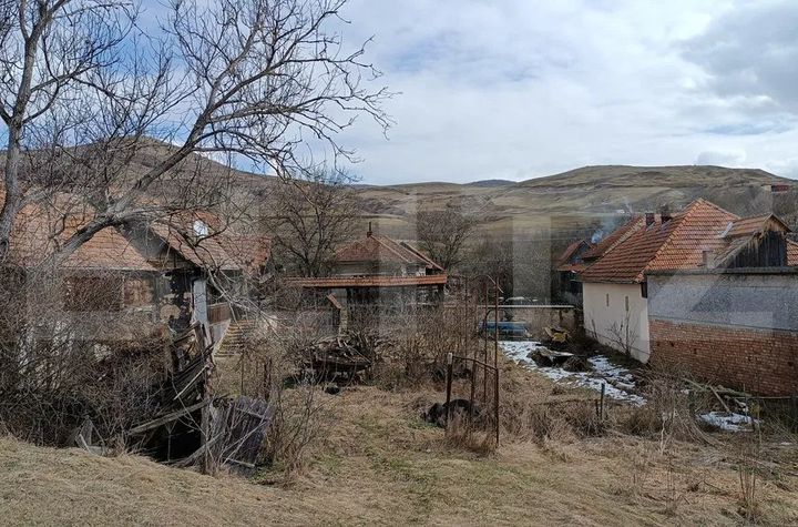 Casă - 3 camere de vanzare BACIU - Cluj anunturi imobiliare Cluj