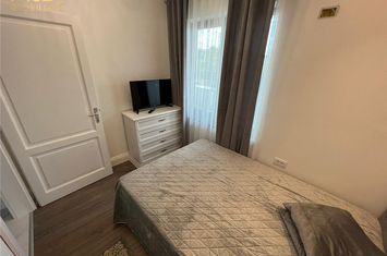 Apartament 4 camere de inchiriat IRIS  - Cluj anunturi imobiliare Cluj