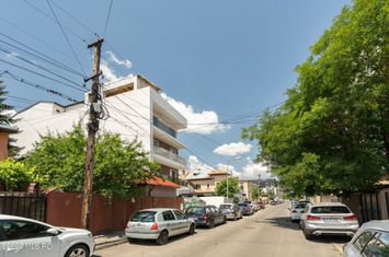 Apartament 2 camere de vanzare PARCUL CAROL - Bucuresti anunturi imobiliare Bucuresti