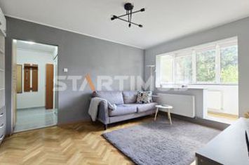 Apartament mobilat cu parcare zona Astra anunturi imobiliare Brasov