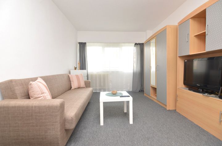 Garsonieră de inchiriat VITAN - Bucuresti anunturi imobiliare Bucuresti