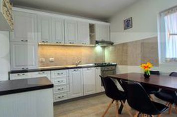 Casă - 5 camere de vanzare GIROC - Timis anunturi imobiliare Timis