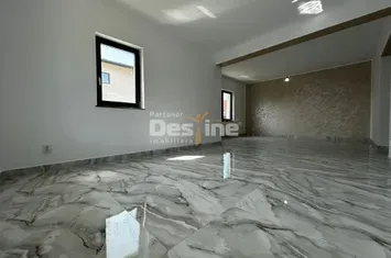 Vilă - 4 camere de vanzare IASI - Iasi anunturi imobiliare Iasi