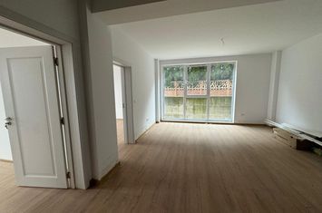 Apartament 3 camere de vanzare RADAUTI - Suceava anunturi imobiliare Suceava