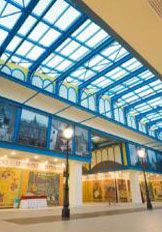 Centrul comercial Armonia Braila mai sta cu "lacatul pus" cel putin pana la toamna