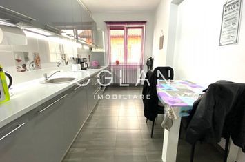 Apartament 3 camere de vanzare SIBIU - Sibiu anunturi imobiliare Sibiu
