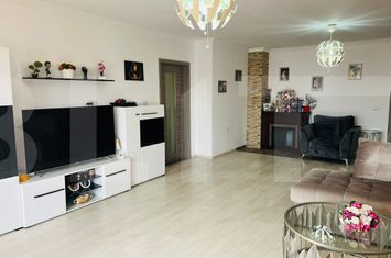 Casă - 3 camere de vanzare MOSNITA NOUA - Timis anunturi imobiliare Timis