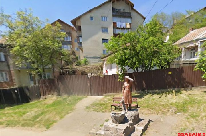 Apartament 3 camere de vanzare CENTRAL - Bacau anunturi imobiliare Bacau