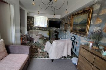 Vilă - 6 camere de vanzare POIANA MARULUI - Caras-Severin anunturi imobiliare Caras-Severin