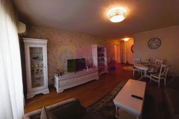 Piața Victoriei • 2 camere decomandate • vedere către Guvern anunturi imobiliare Bucuresti