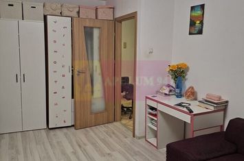 Gaesoniera  Aparatorii Patriei, la Universitataea Spiru Haret anunturi imobiliare Bucuresti
