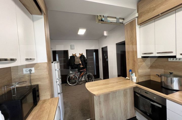 Apartament 4 camere de vanzare ORADEA - Bihor anunturi imobiliare Bihor