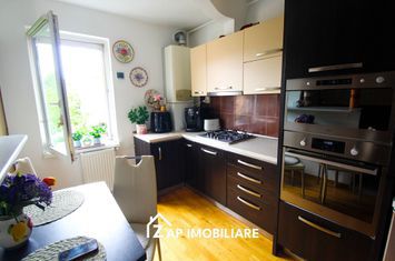 Magurei - Apt 80 mp - 3 camere - 2 bai - decomandat - modern anunturi imobiliare Mures