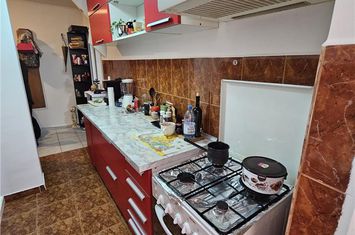 Apartament 3 camere de vanzare ASTRA - Brasov anunturi imobiliare Brasov