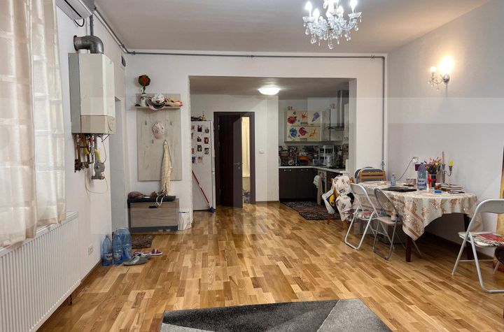 Apartament 3 camere de vanzare IOSEFIN - Timis anunturi imobiliare Timis