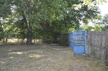 Suseni - Teren intravilan cu casa batraneasca, plan, suprafata 4700 mp anunturi imobiliare Arges