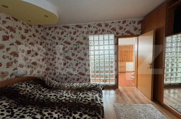 Casă - 5 camere de vanzare BARTOLOMEU - Brasov anunturi imobiliare Brasov