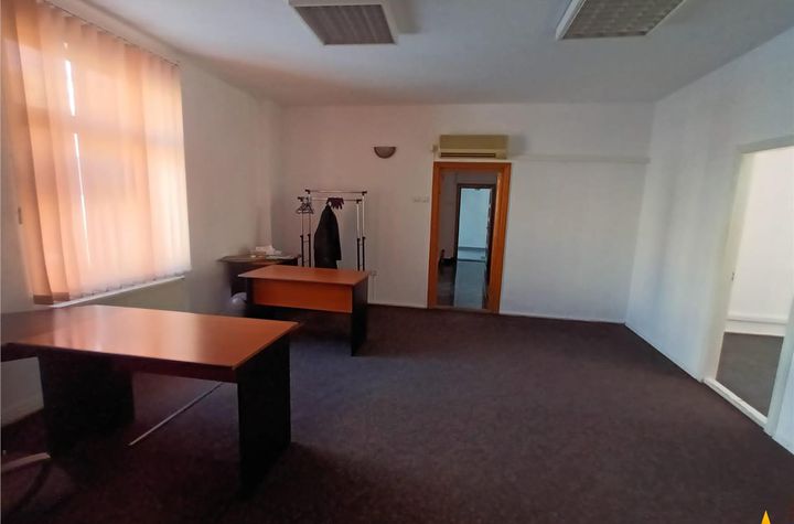 Birou de inchiriat CENTRUL CIVIC - Brasov anunturi imobiliare Brasov