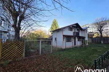 Casă - 3 camere de vanzare CENTRU - Prahova anunturi imobiliare Prahova