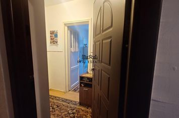 Apartament 2 camere de vanzare CENTRAL - Hunedoara anunturi imobiliare Hunedoara