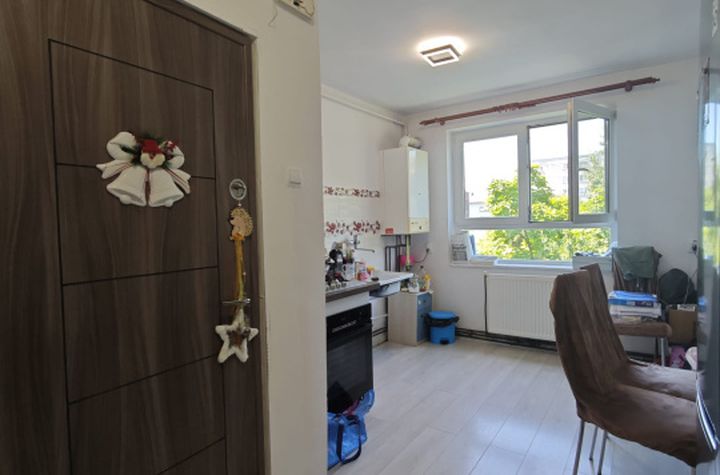 Apartament 2 camere de vanzare BAIA MARE - Maramures anunturi imobiliare Maramures