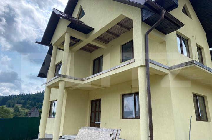 Vilă - 5 camere de vanzare VATRA DORNEI - Suceava anunturi imobiliare Suceava