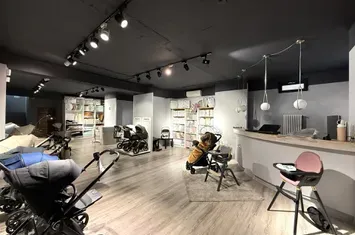 Spatiu comercial de inchiriat DN1 Otopeni Aeroport - 200 MP anunturi imobiliare Bucuresti